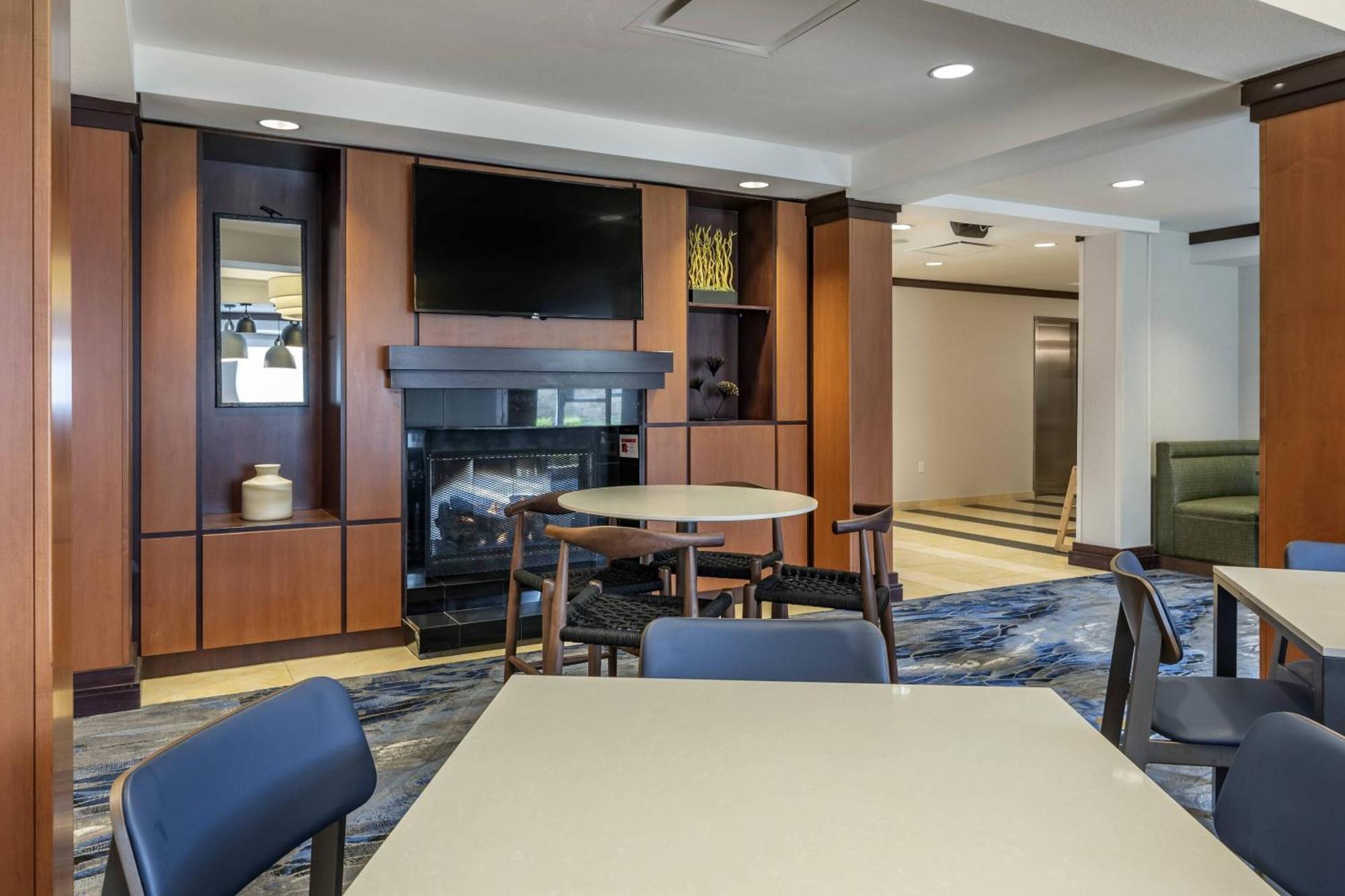 Fairfield Inn & Suites By Marriott Техаркана Экстерьер фото