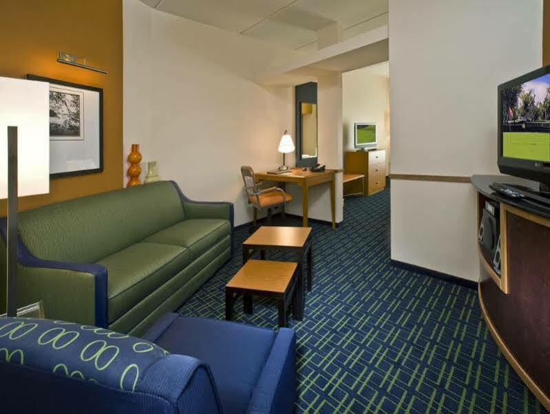 Fairfield Inn & Suites By Marriott Техаркана Экстерьер фото